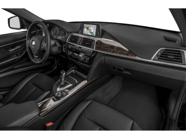 2018 BMW 3 Series 320i xDrive
