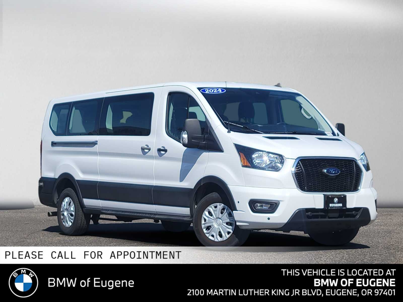 2024 Ford Transit Passenger Wagon XLT