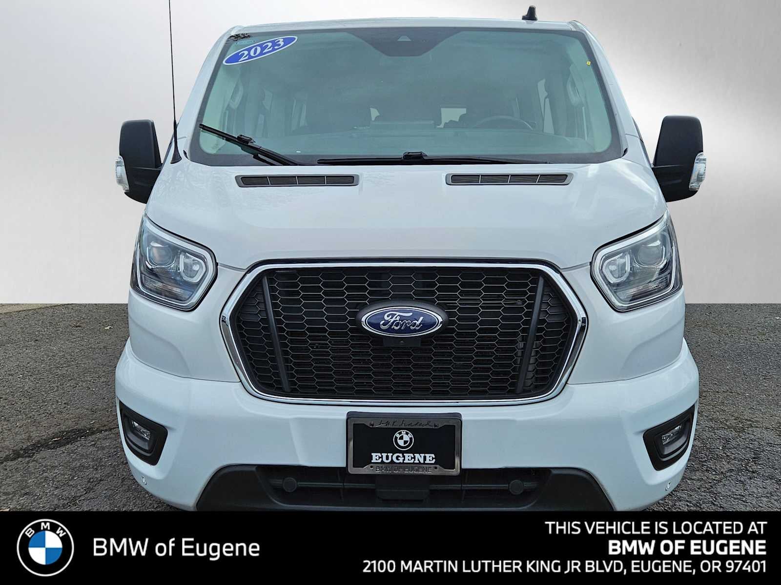 2023 Ford Transit Passenger Wagon XLT