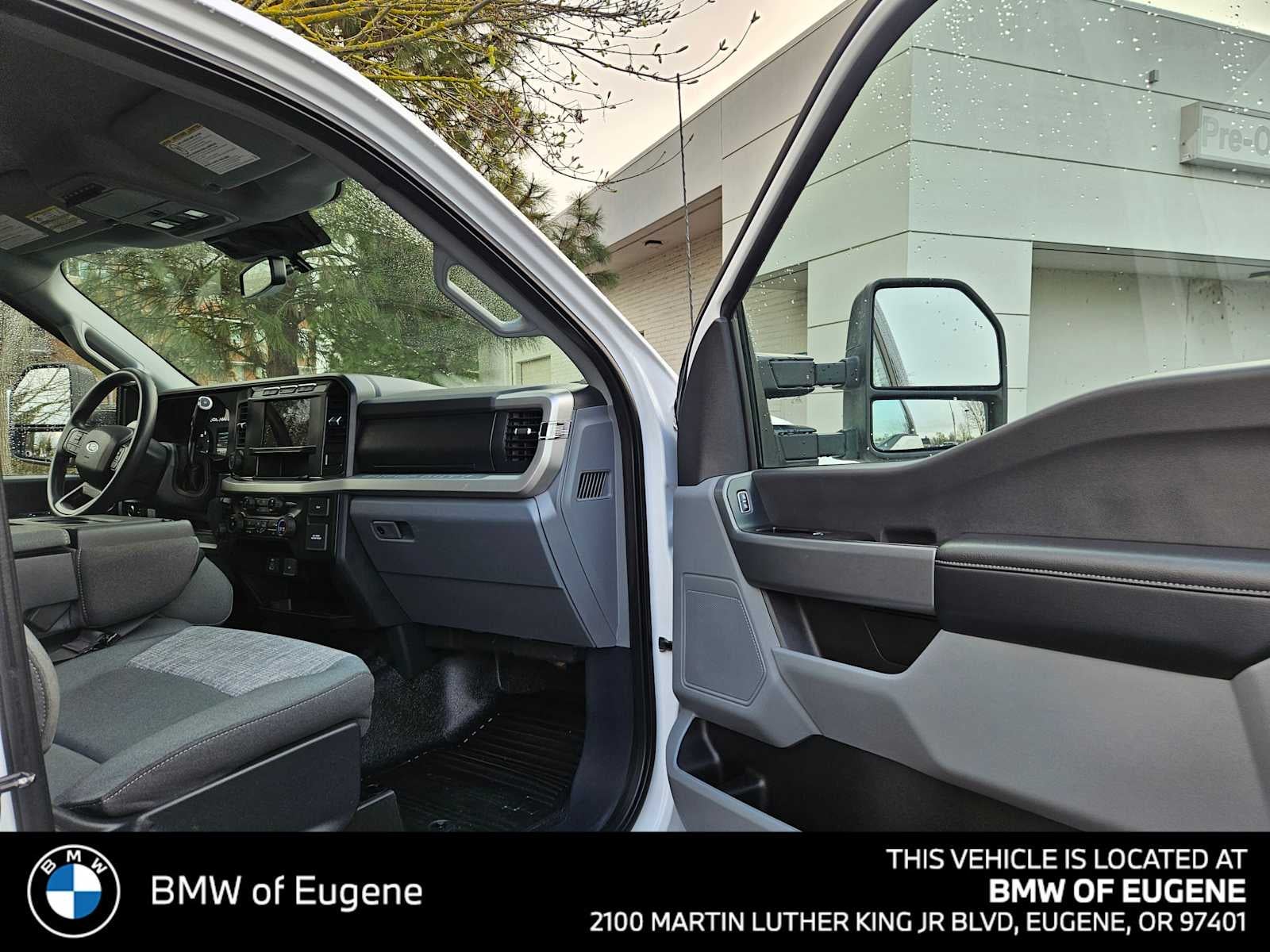 2023 Ford Super Duty F-350 SRW Pickup XLT