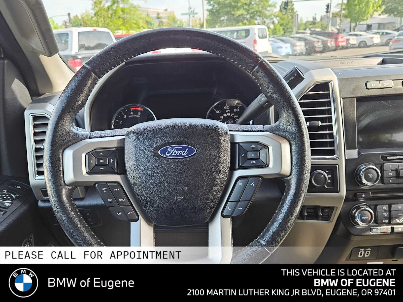 2017 Ford Super Duty F-350 SRW Pickup Lariat