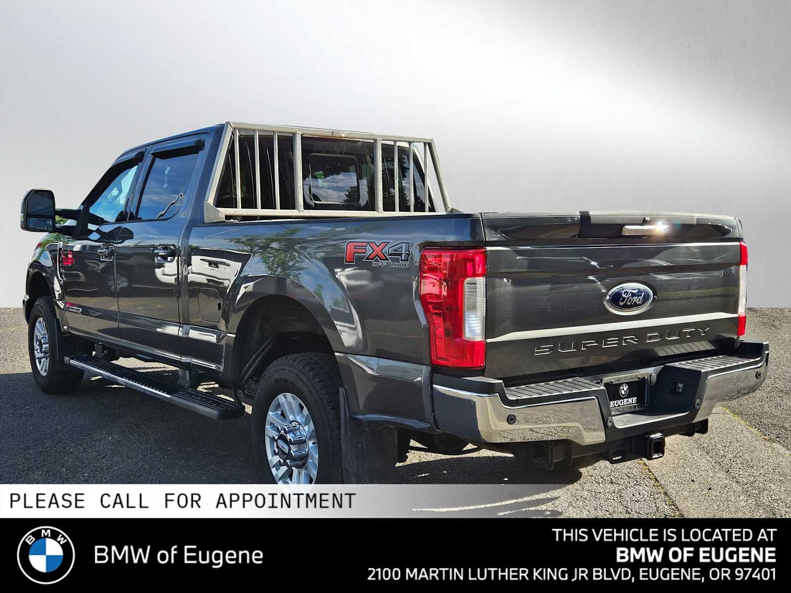 2017 Ford Super Duty F-350 SRW Pickup Lariat