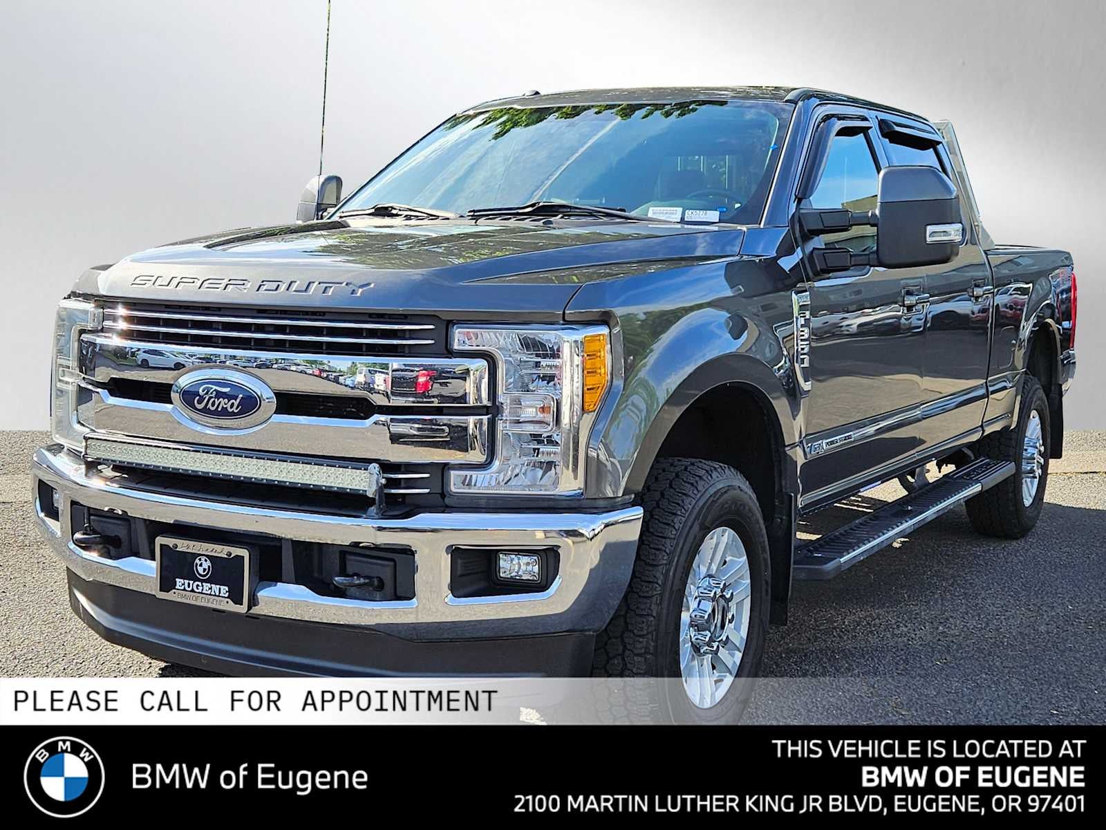 2017 Ford Super Duty F-350 SRW Pickup Lariat
