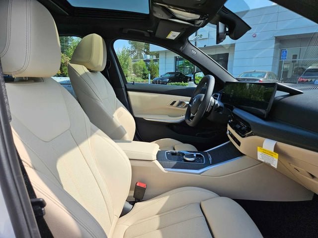 2025 BMW 3 Series 330i xDrive