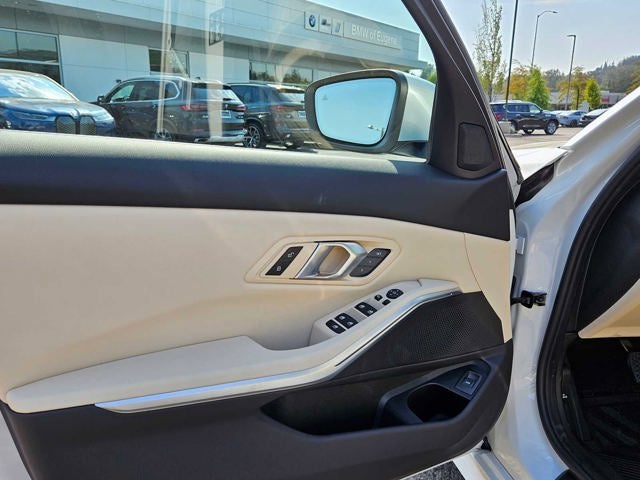 2025 BMW 3 Series 330i xDrive