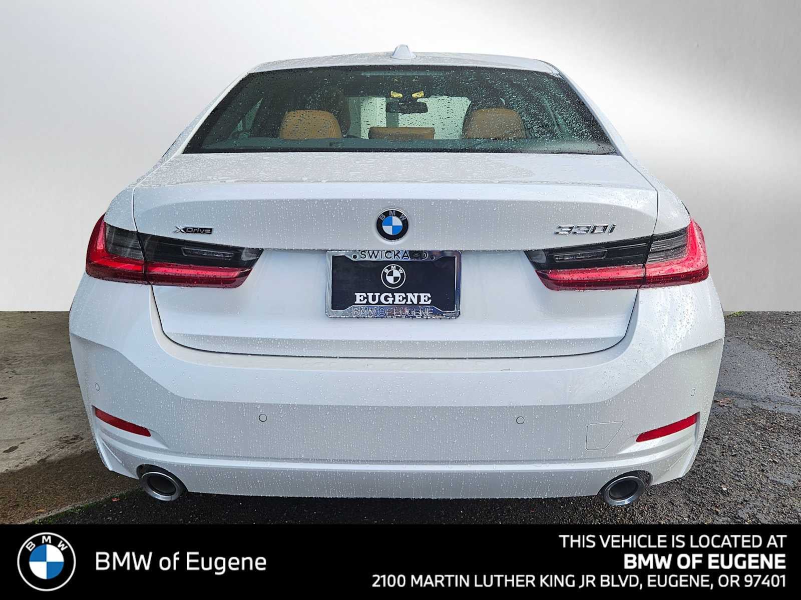 2025 BMW 3 Series 330i xDrive