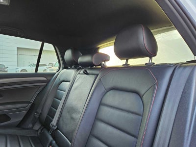 2019 Volkswagen Golf GTI SE