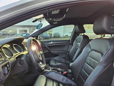 2019 Volkswagen Golf GTI SE