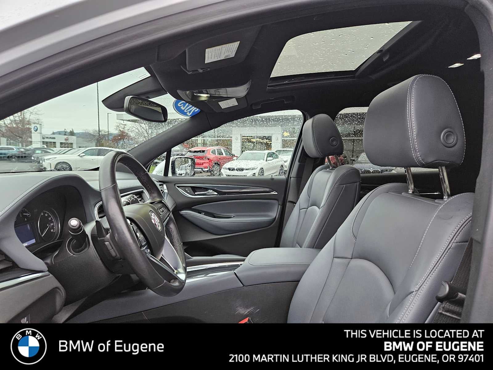 2023 Buick Enclave Essence