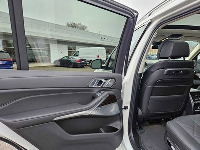 2026 BMW X7 xDrive40i