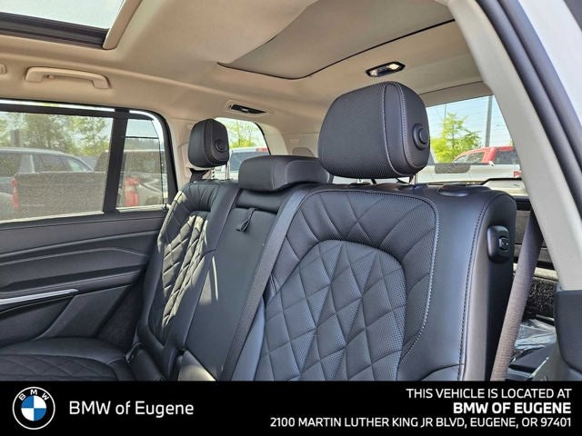 2025 BMW X7 xDrive40i xDrive40i