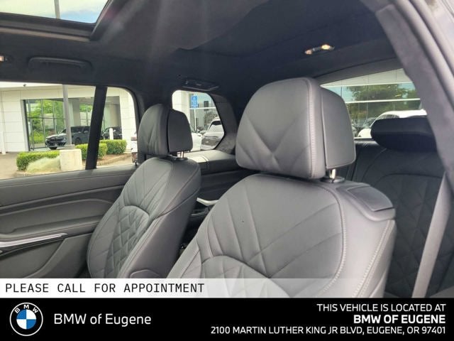 2027 BMW X7 xDrive40i