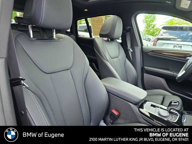 2025 BMW X4 xDrive30i xDrive30i