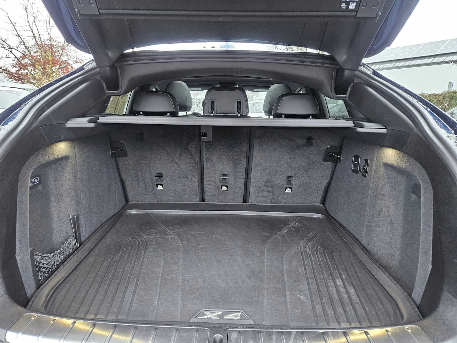 2025 BMW X4 xDrive30i