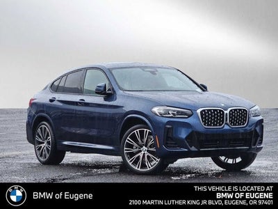 2025 BMW X4 xDrive30i