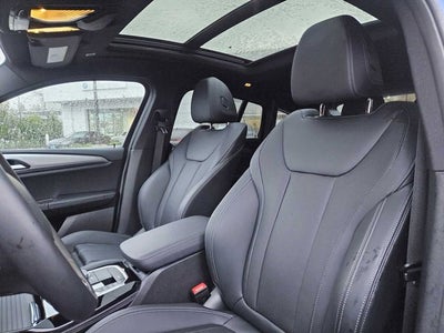 2025 BMW X4 xDrive30i