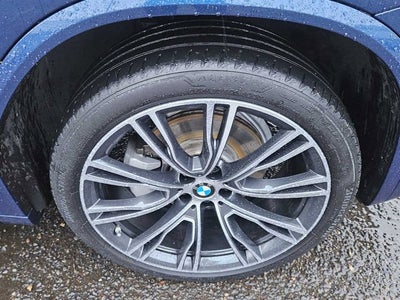 2025 BMW X4 xDrive30i