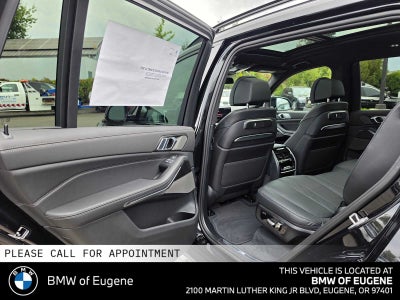 2027 BMW X7 M60i