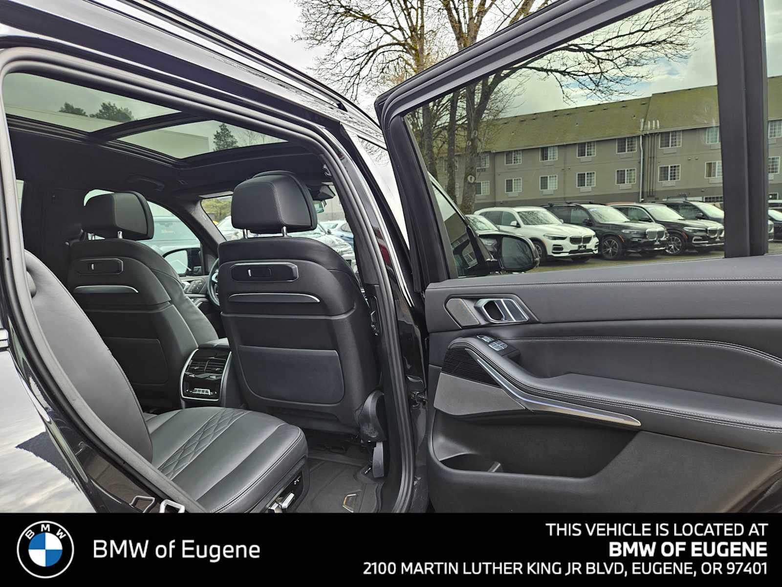 2023 BMW X7 M60i M60i