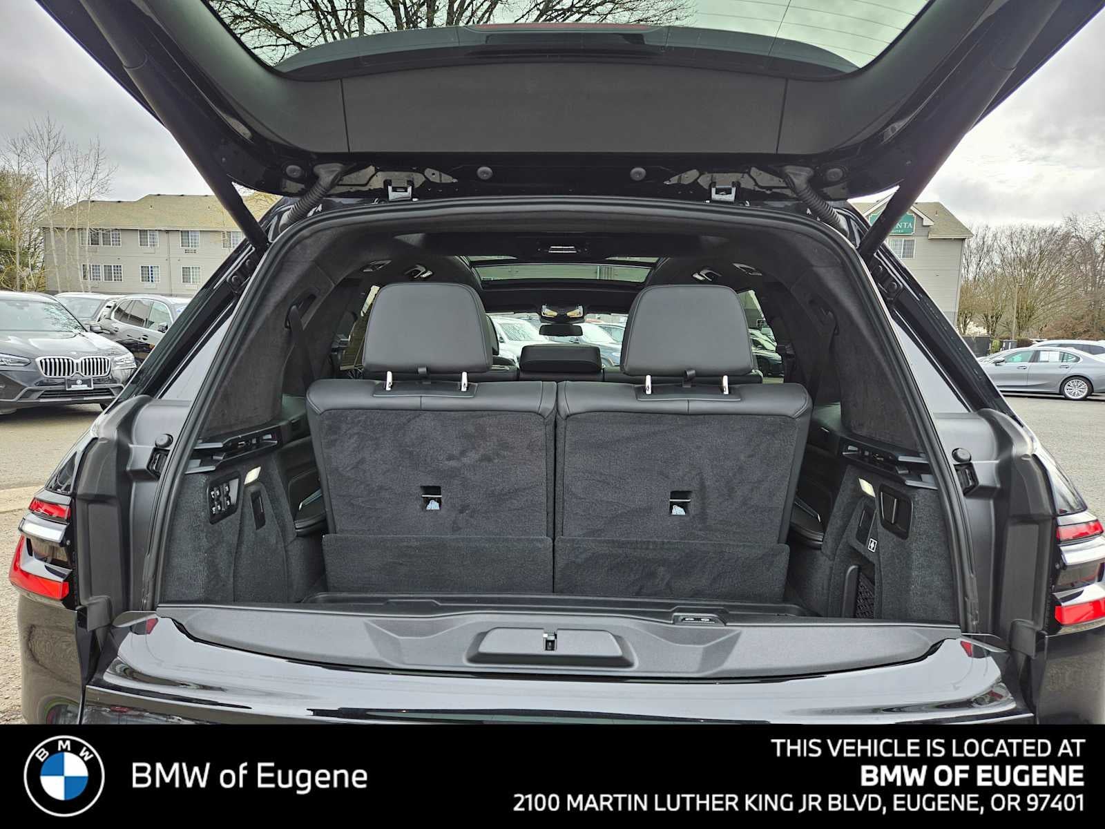 2023 BMW X7 M60i M60i