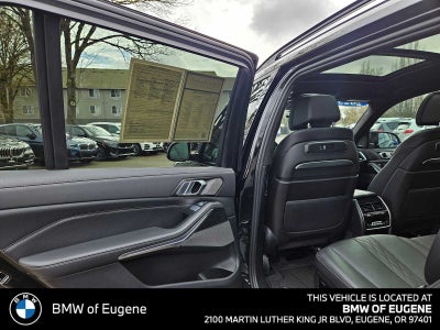 2023 BMW X7 M60i M60i