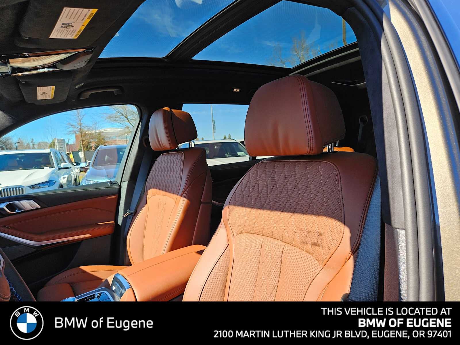 2026 BMW X7 M60i M60i