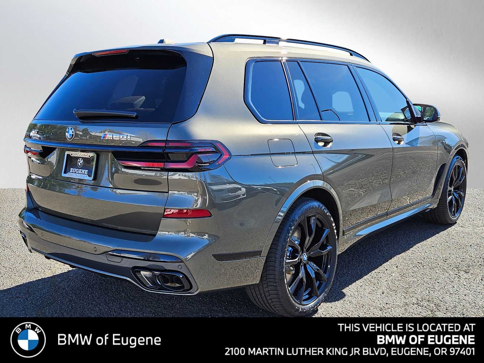 2026 BMW X7 M60i M60i