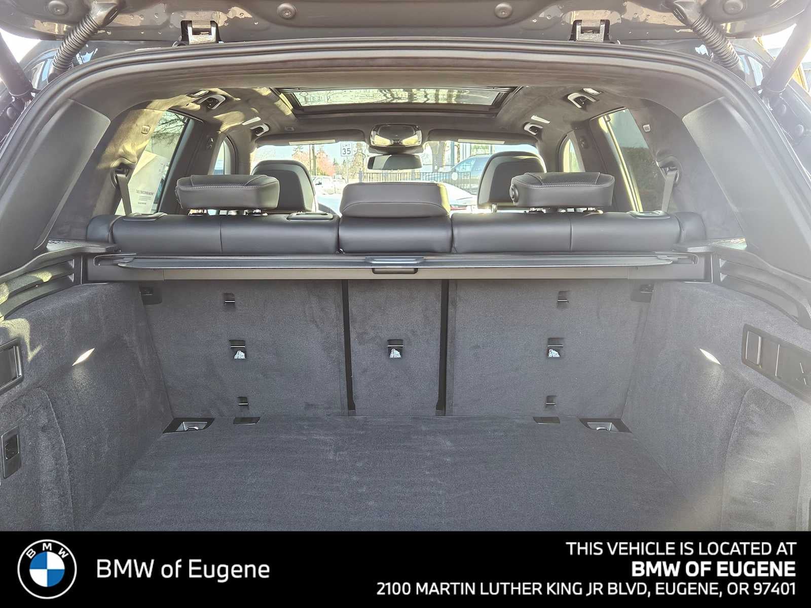 2026 BMW X5 M60i M60i