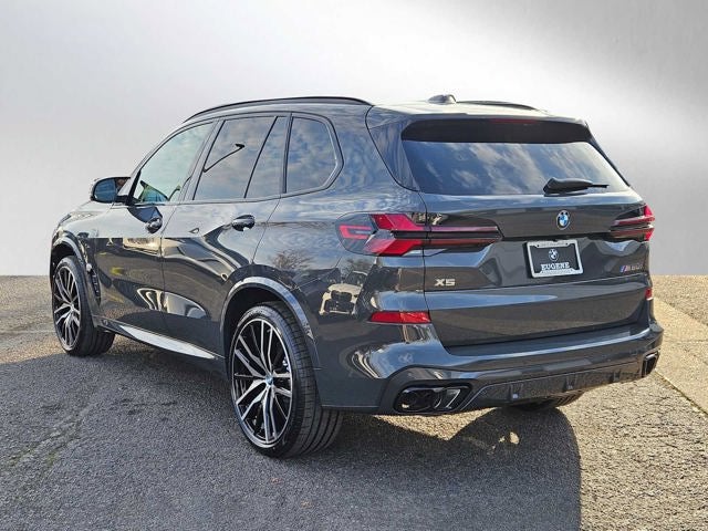 2026 BMW X5 M60i M60i