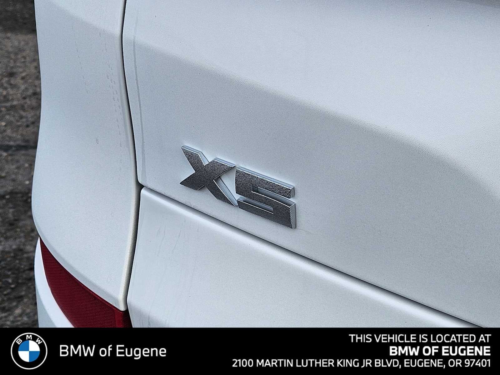 2026 BMW X5 M60i M60i