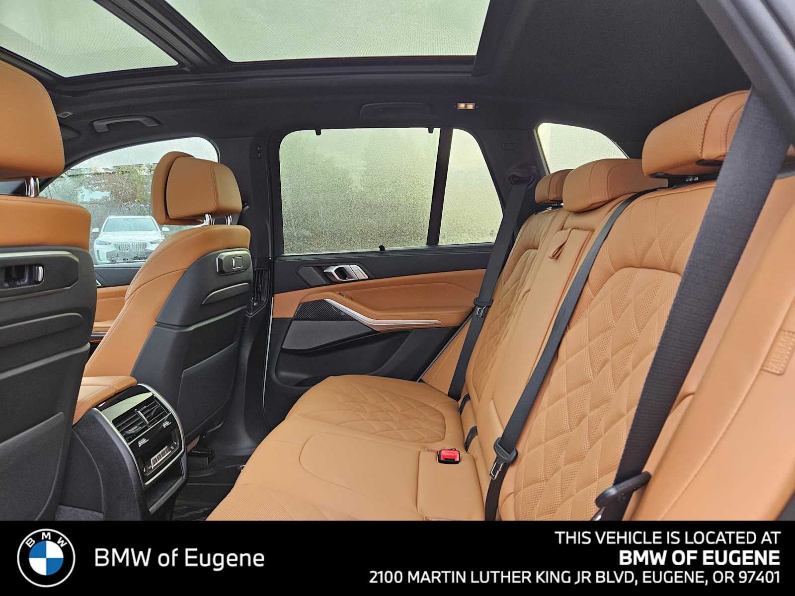 2026 BMW X5 M60i M60i