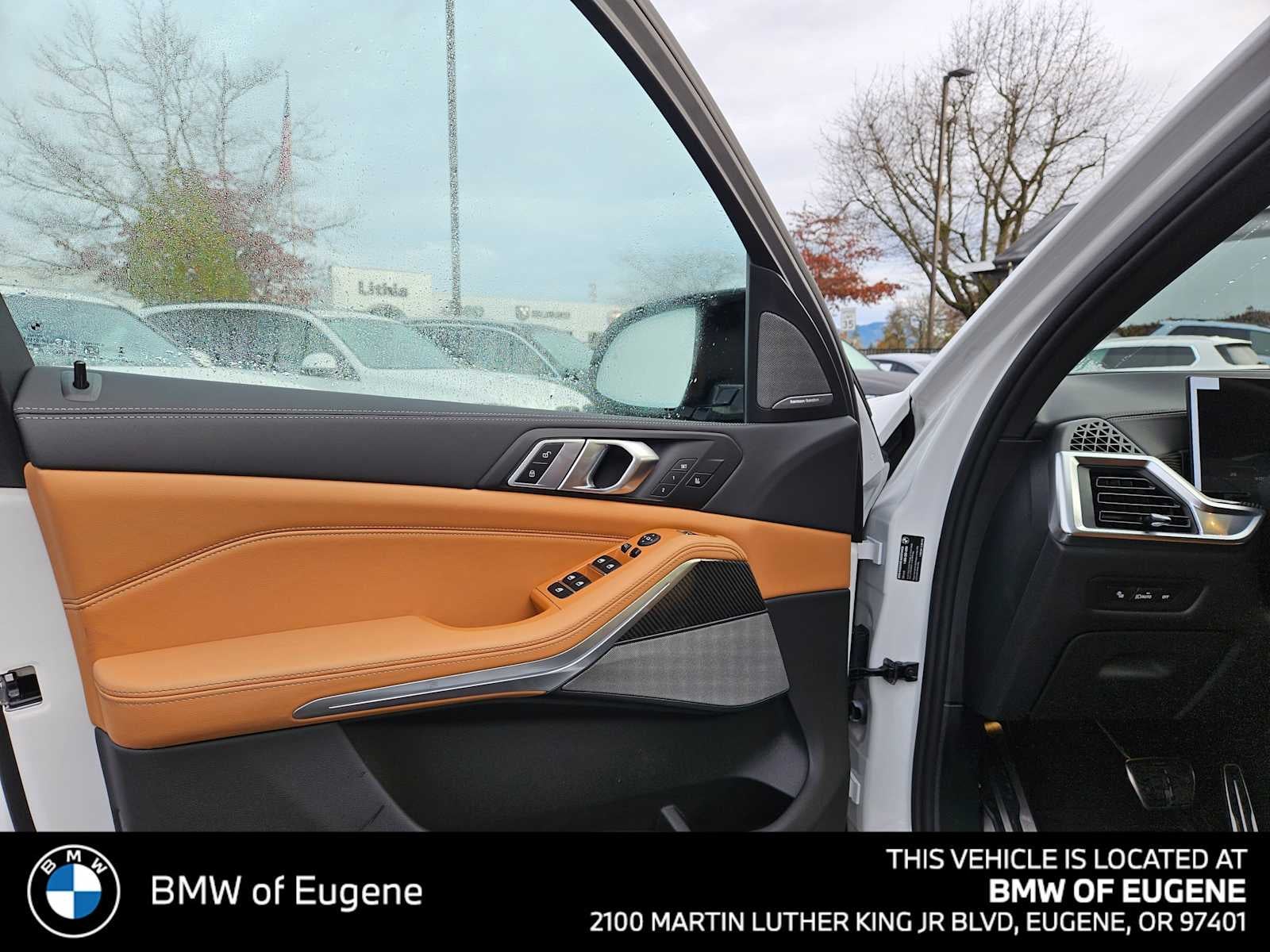 2026 BMW X5 M60i M60i