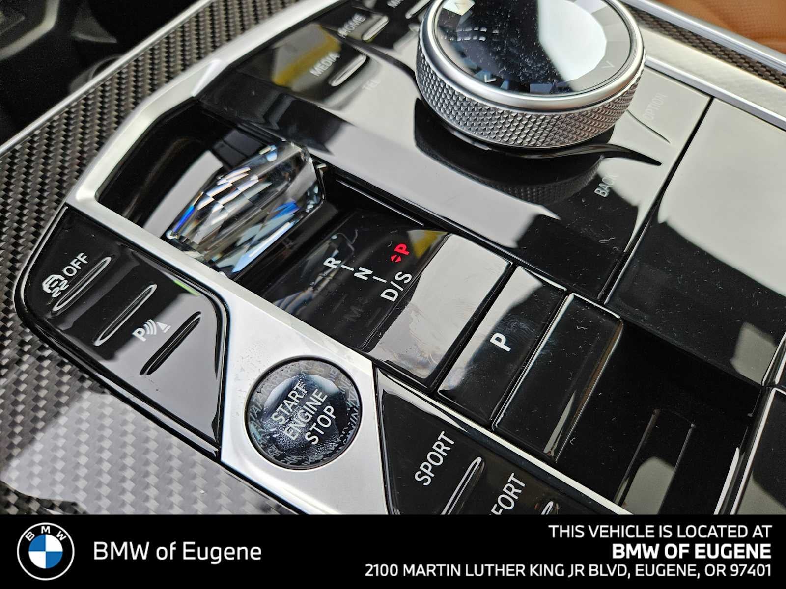 2026 BMW X5 M60i M60i
