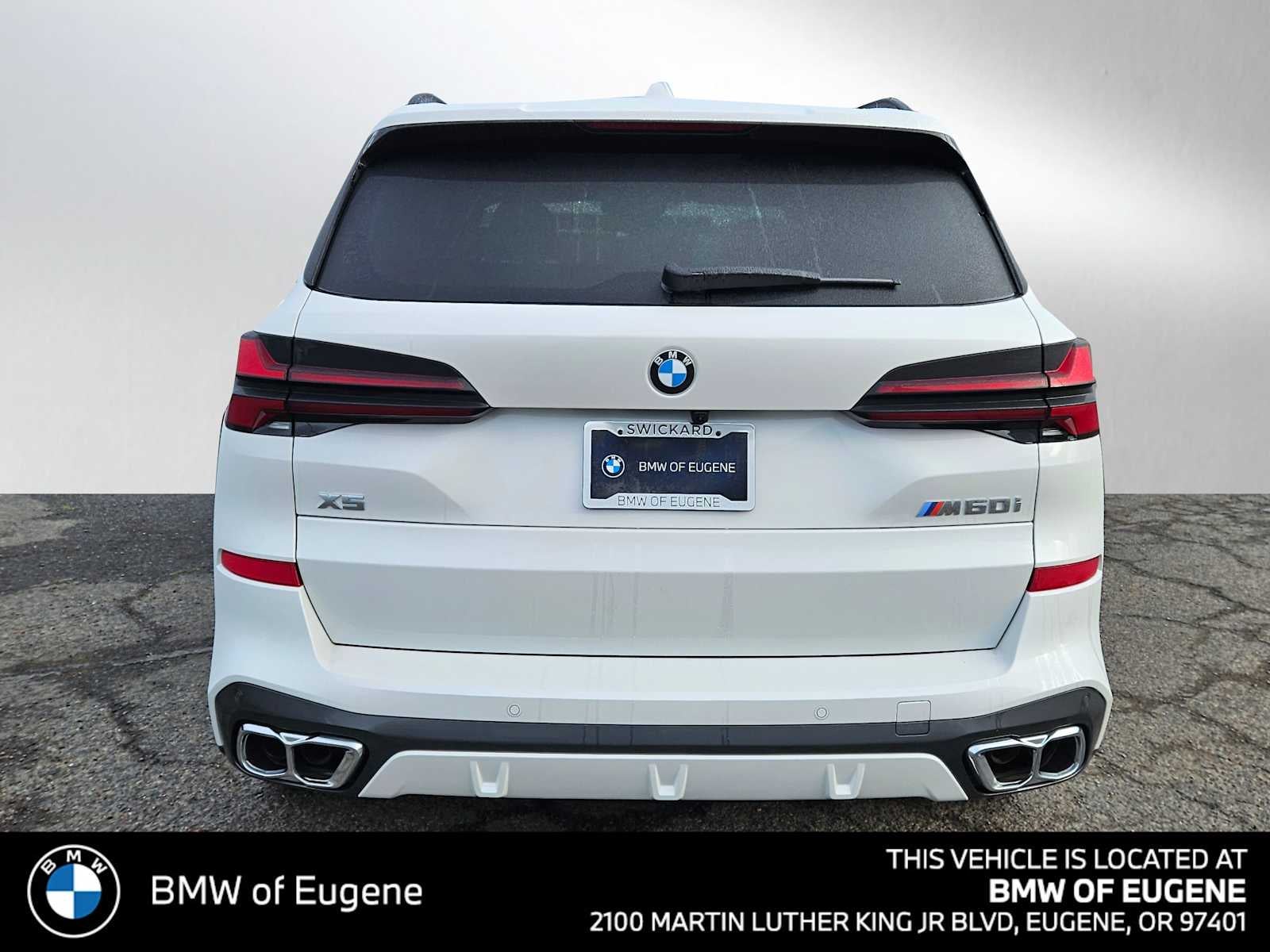 2026 BMW X5 M60i M60i