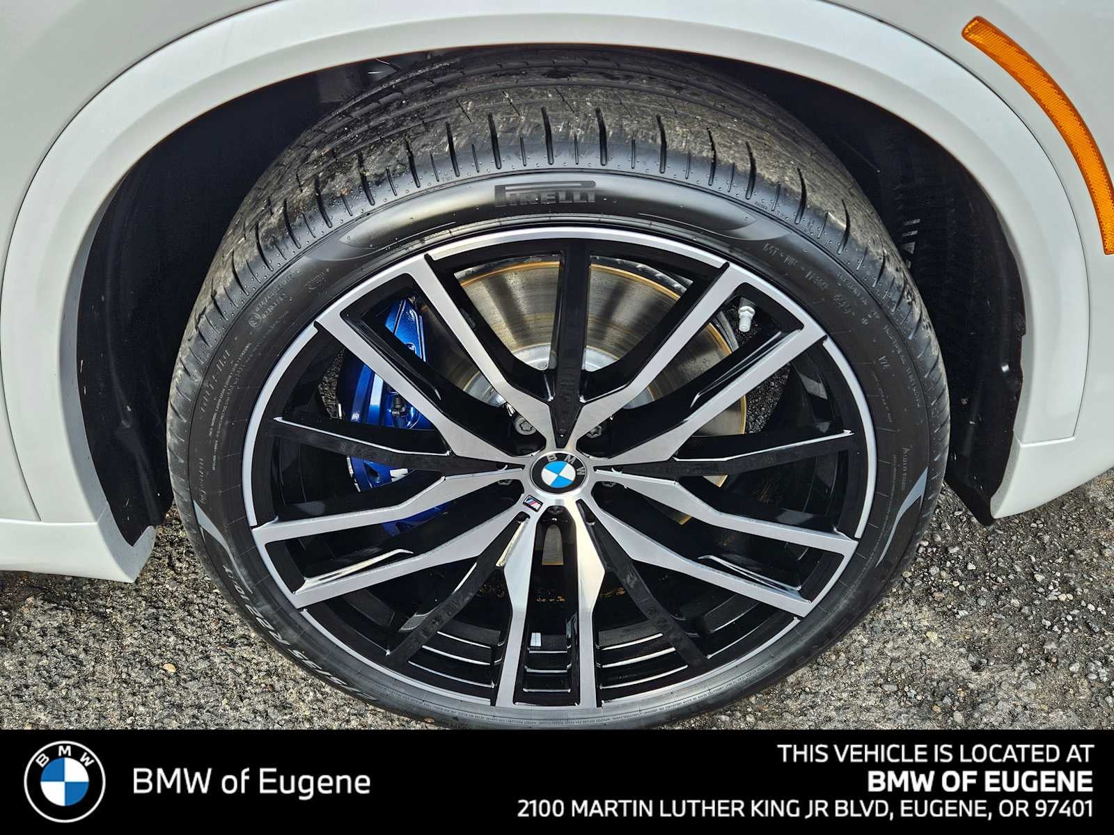 2026 BMW X5 M60i M60i