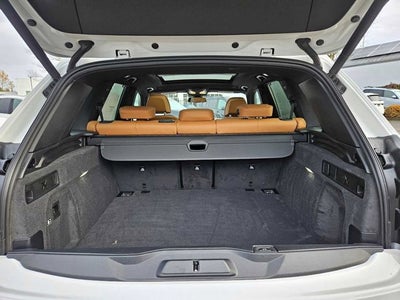 2026 BMW X5 M60i M60i