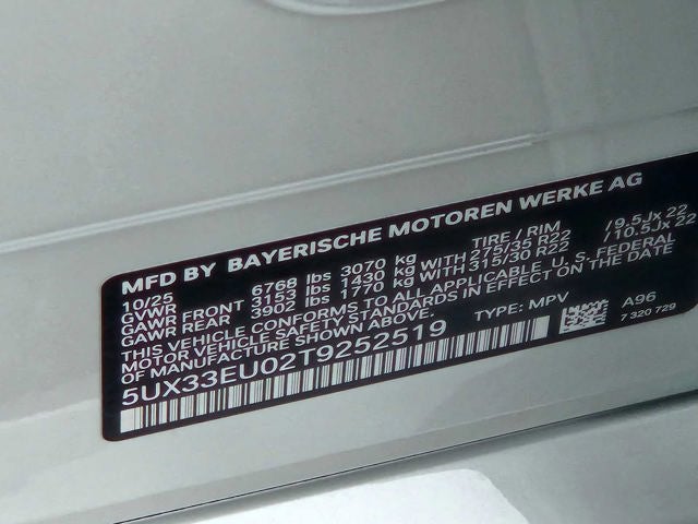 2026 BMW X5 M60i M60i