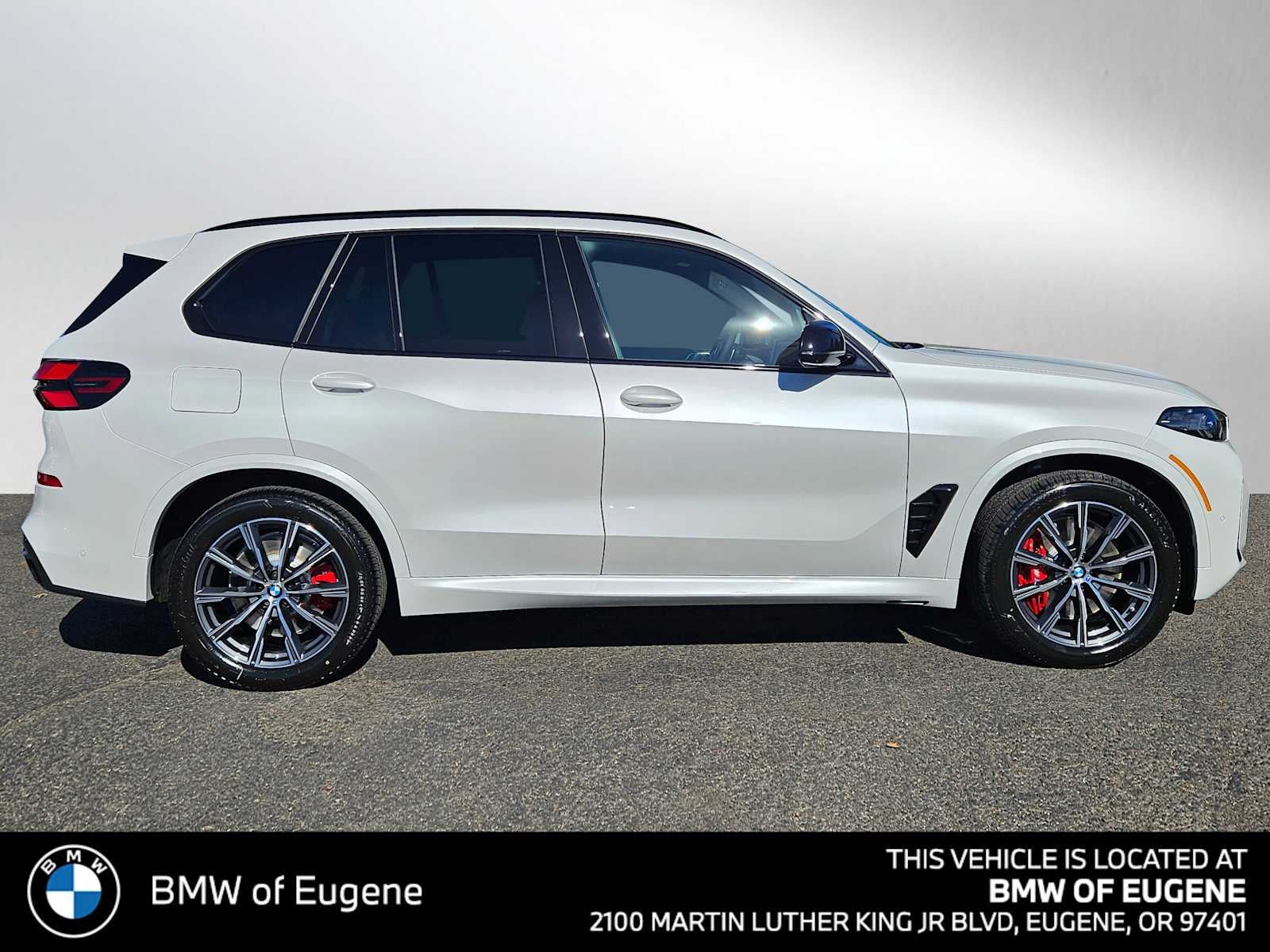 2026 BMW X5 M60i
