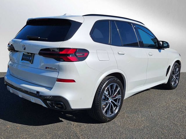 2026 BMW X5 M60i