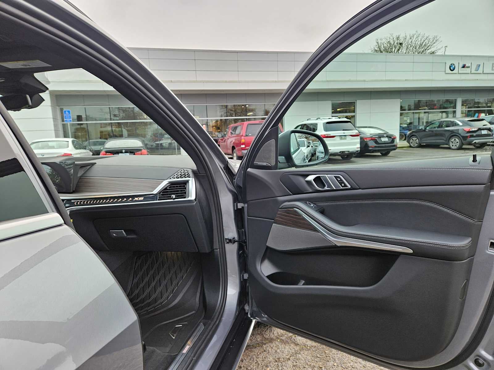 2026 BMW X5 xDrive50e xDrive50e