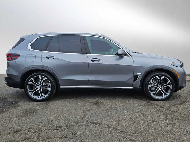 2026 BMW X5 xDrive50e xDrive50e