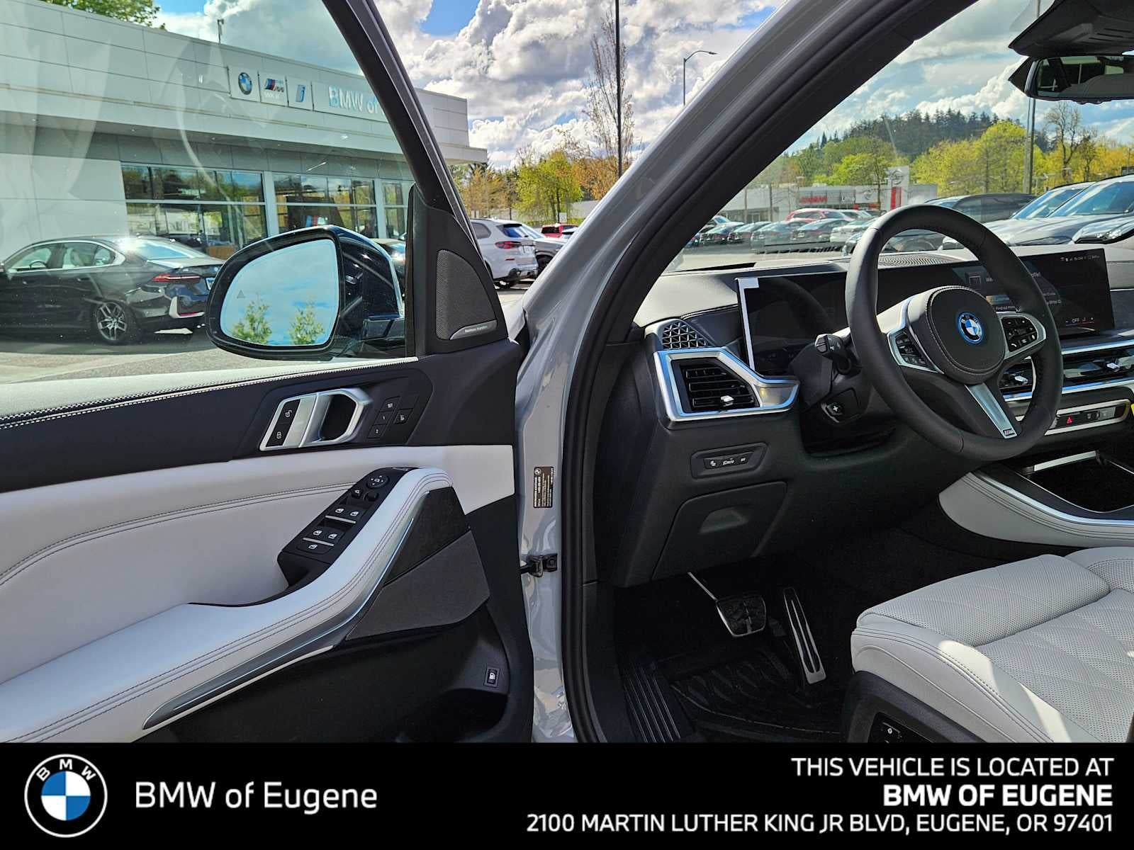 2026 BMW X5 xDrive50e xDrive50e