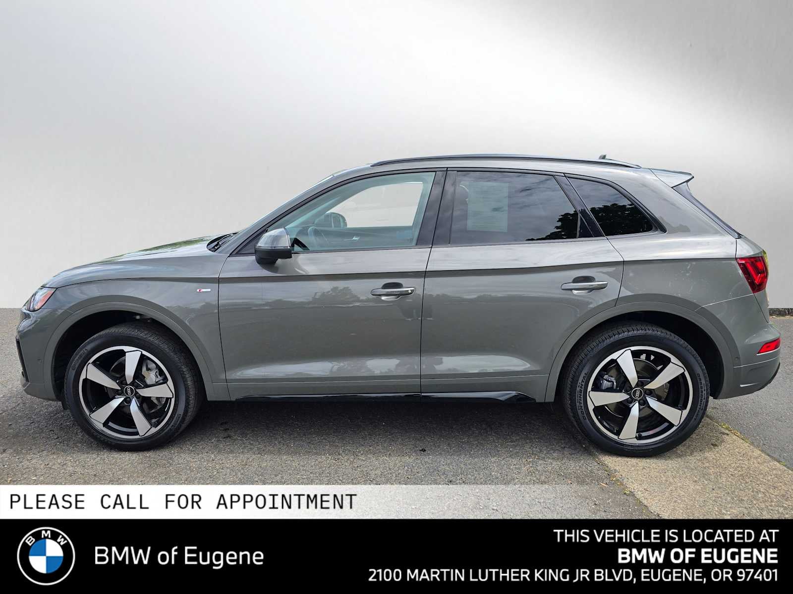 2023 Audi Q5 S line Prestige