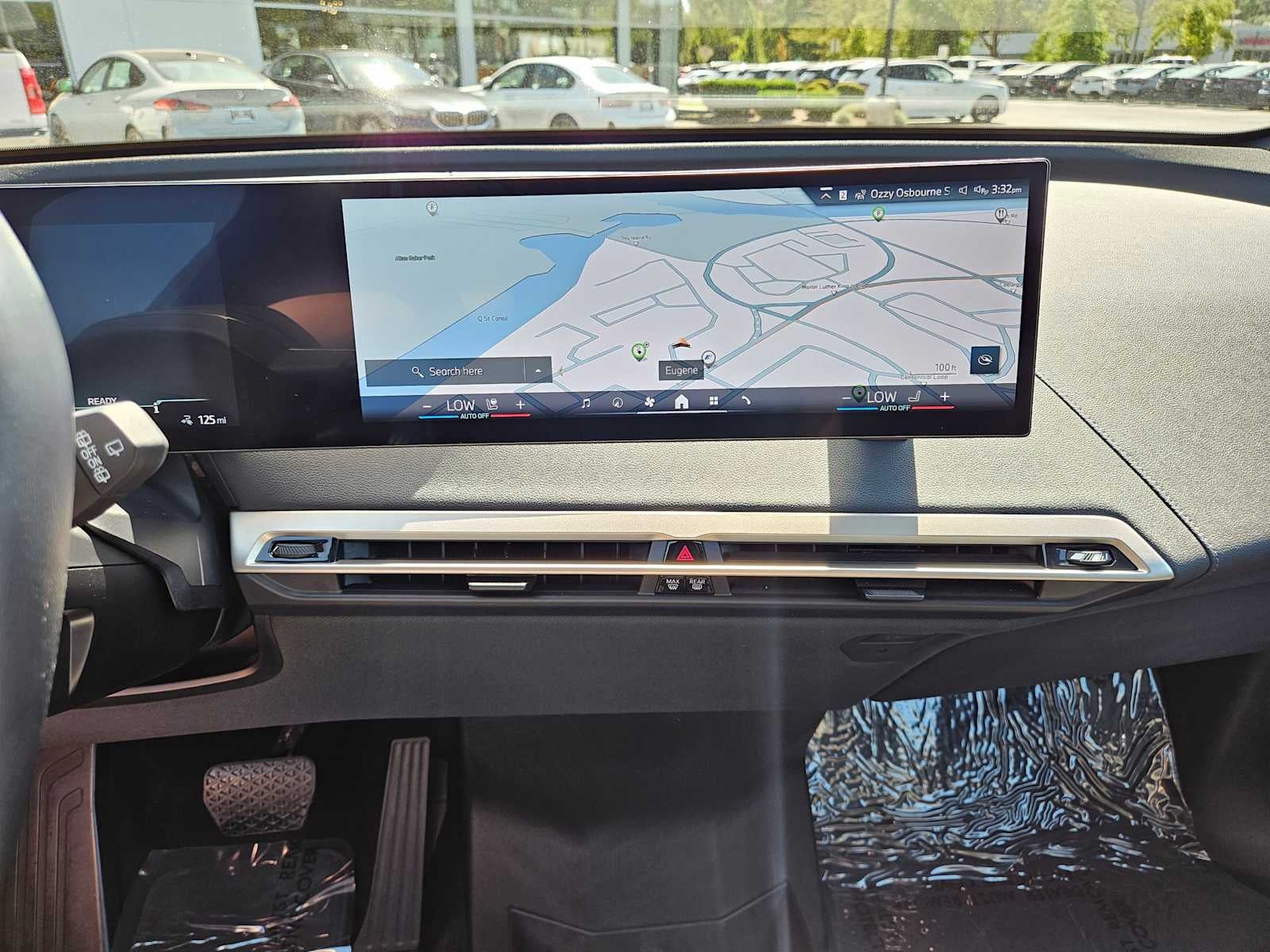 2025 BMW iX xDrive50