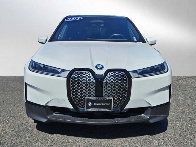 2025 BMW iX xDrive50