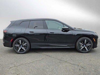2025 BMW iX xDrive50