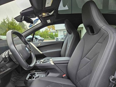 2025 BMW iX xDrive50