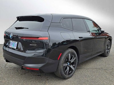 2025 BMW iX xDrive50