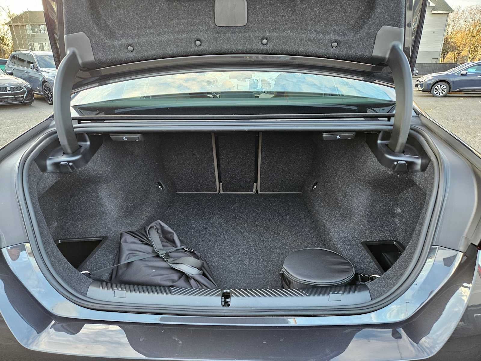 2026 BMW 5 Series 550e xDrive