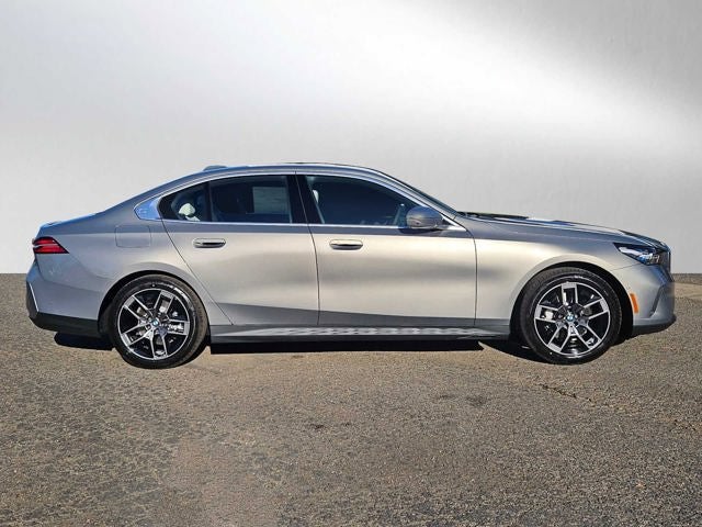 2026 BMW 5 Series 530i xDrive